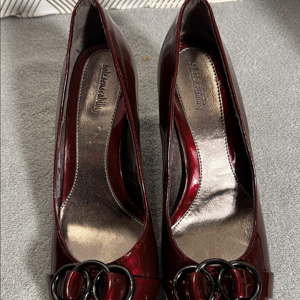 Solesensibility Heels size 8 wide heel metal accents special occasion red heels - Picture 9 of 12